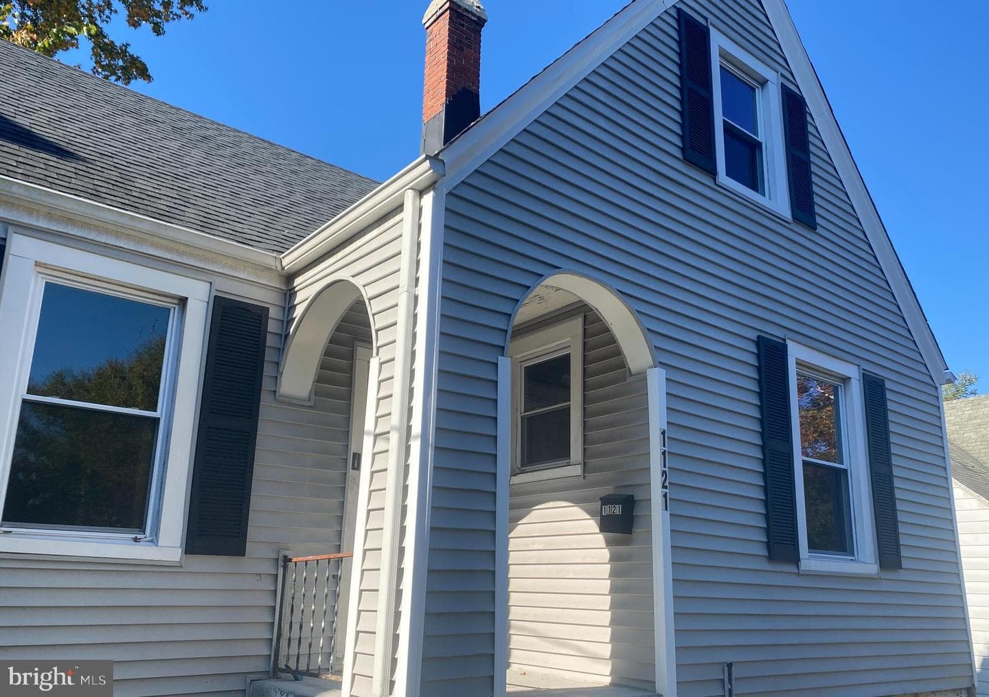 1121 45th Place SE, Washington