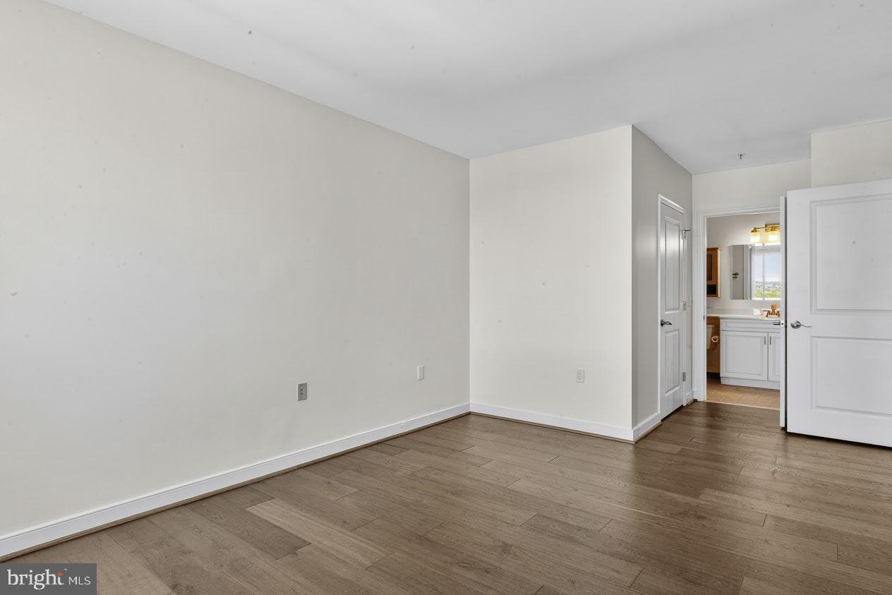 555 Massachusetts Avenue NW #1417 photo 19