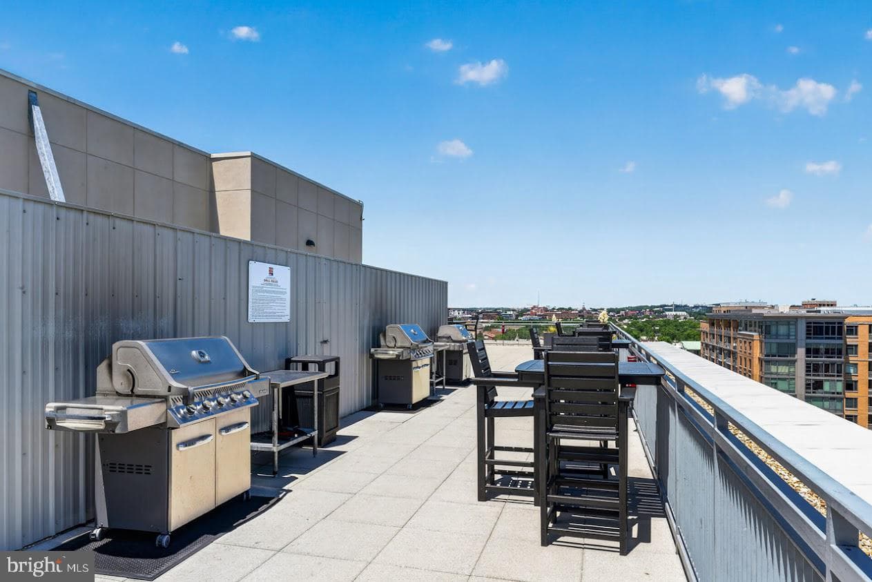555 Massachusetts Avenue NW #1417 photo 33