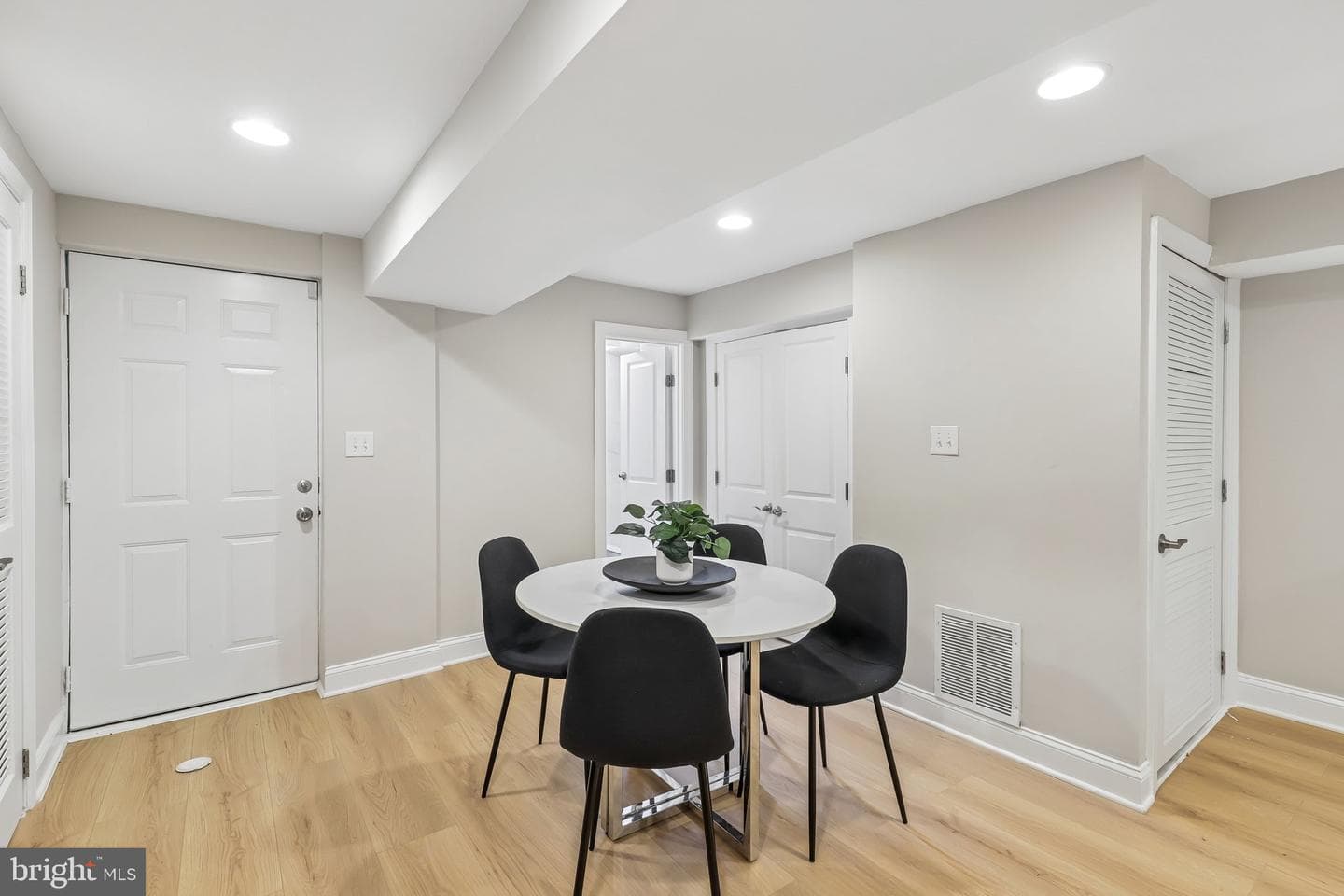 1208 Shepherd Street NW photo 15