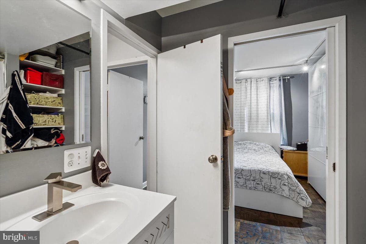 1260 21st Street NW #111 photo 16