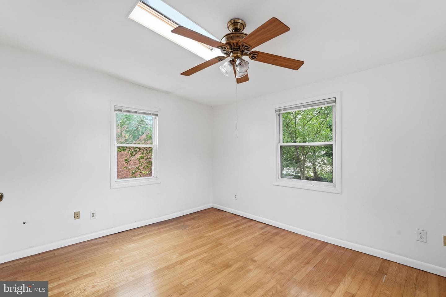 1235 16th Street NE photo 40