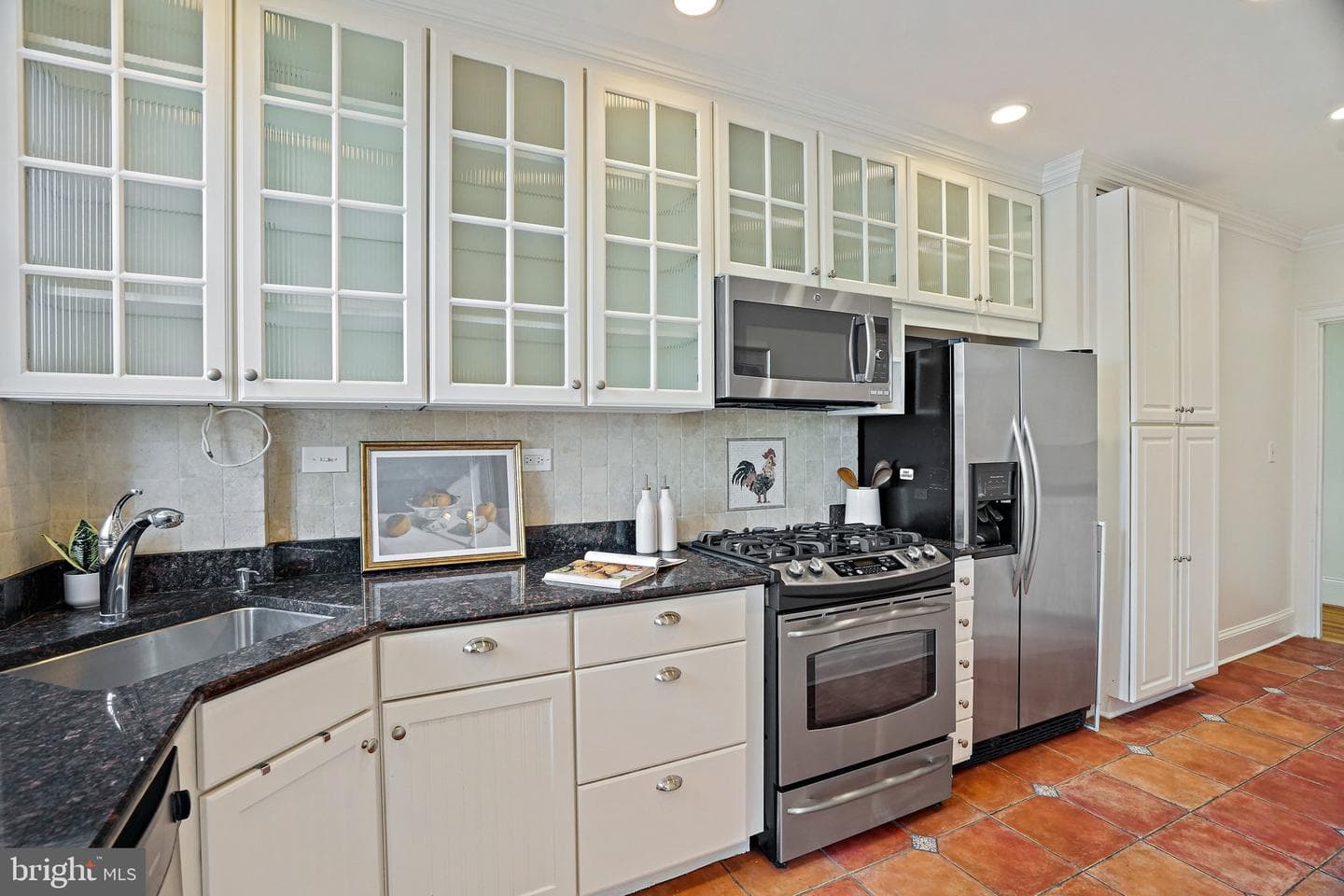 1852 Columbia Road NW #401 photo 10