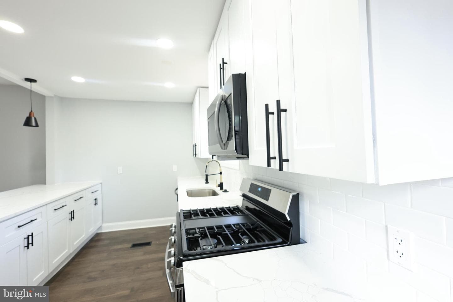1326 S Street SE photo 34