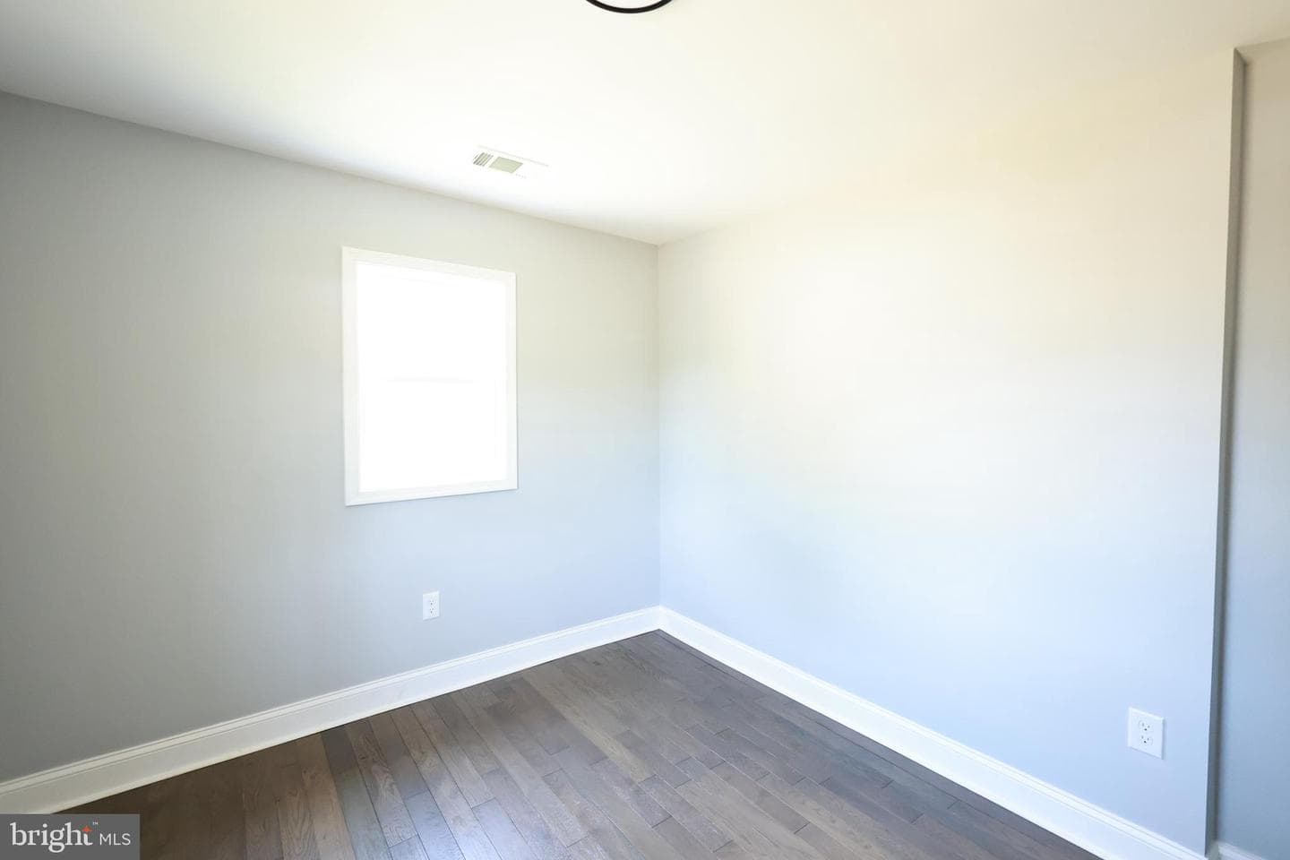 1326 S Street SE photo 38