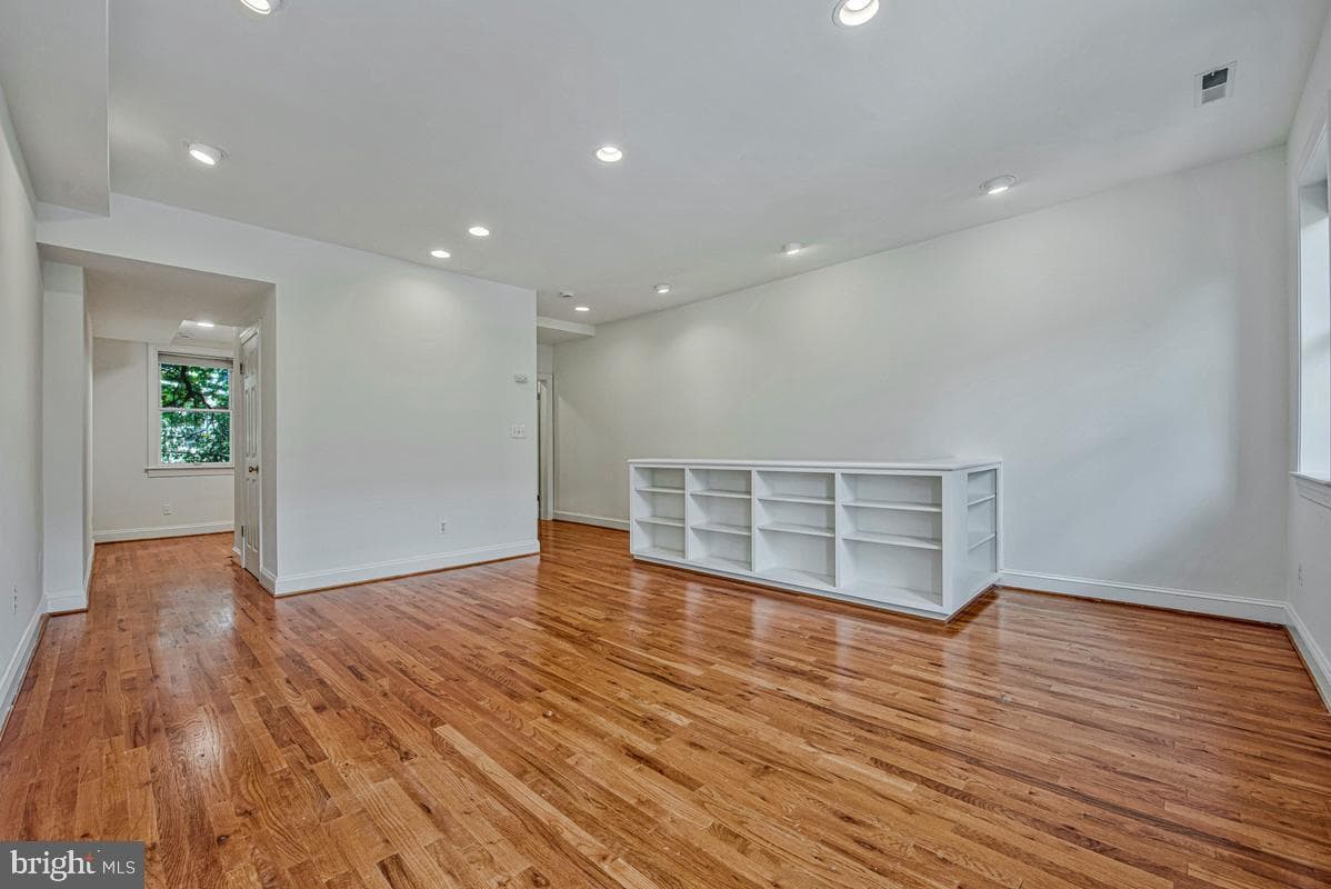 1233 4th Street NW photo 18