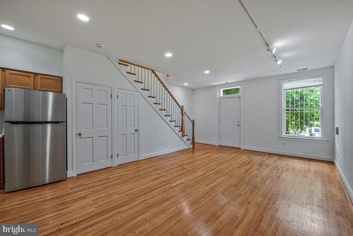 1233 4th Street NW photo 7