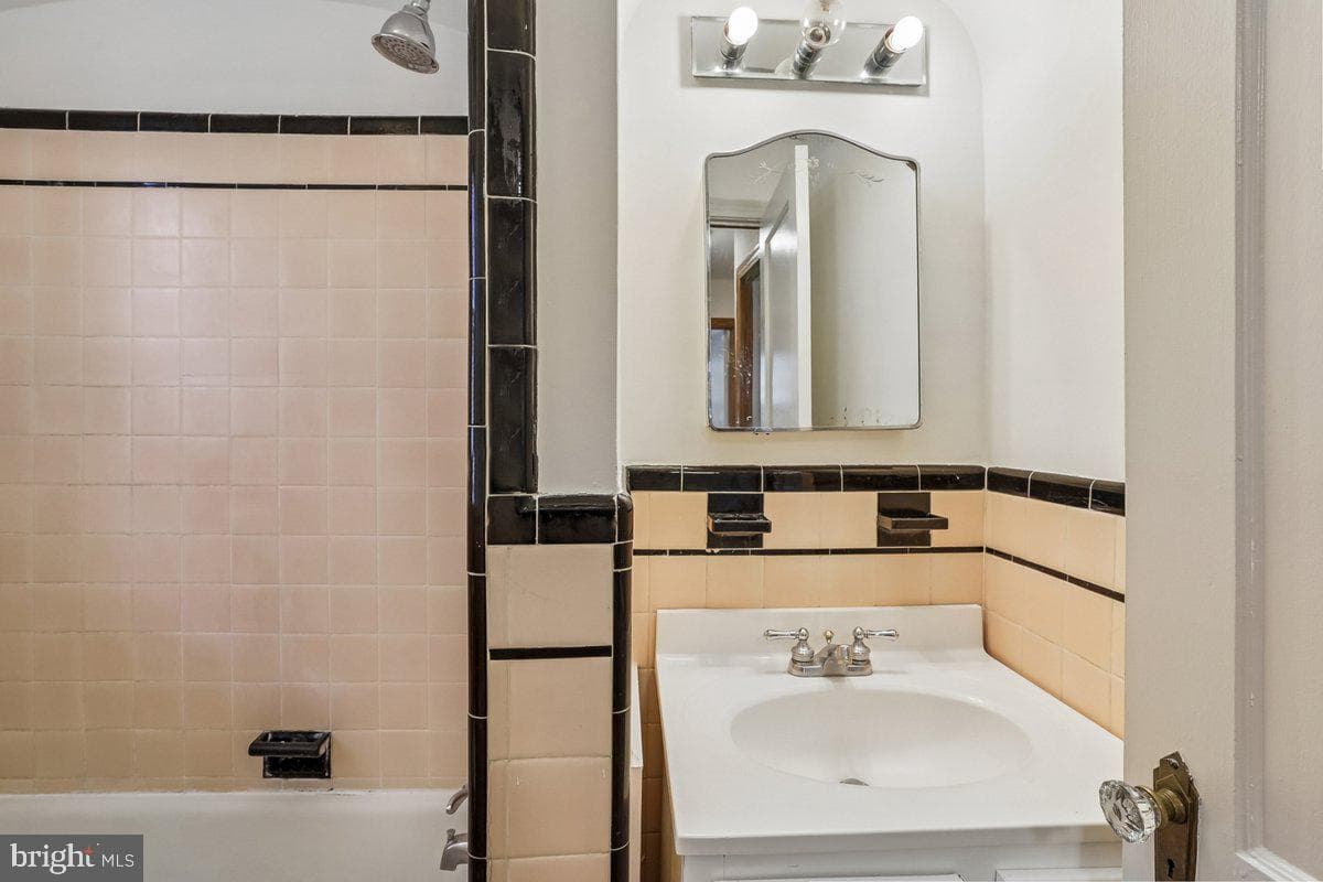 6105 5th Street NW photo 31