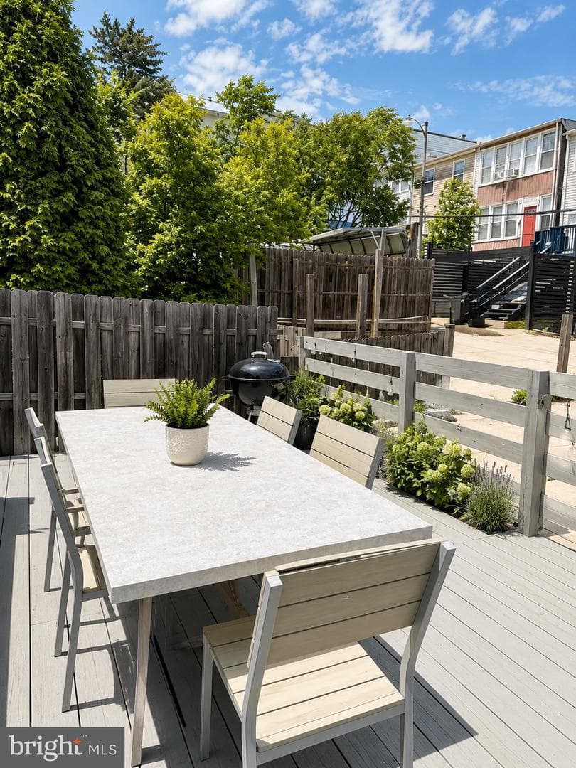 152 T Street NE photo 18
