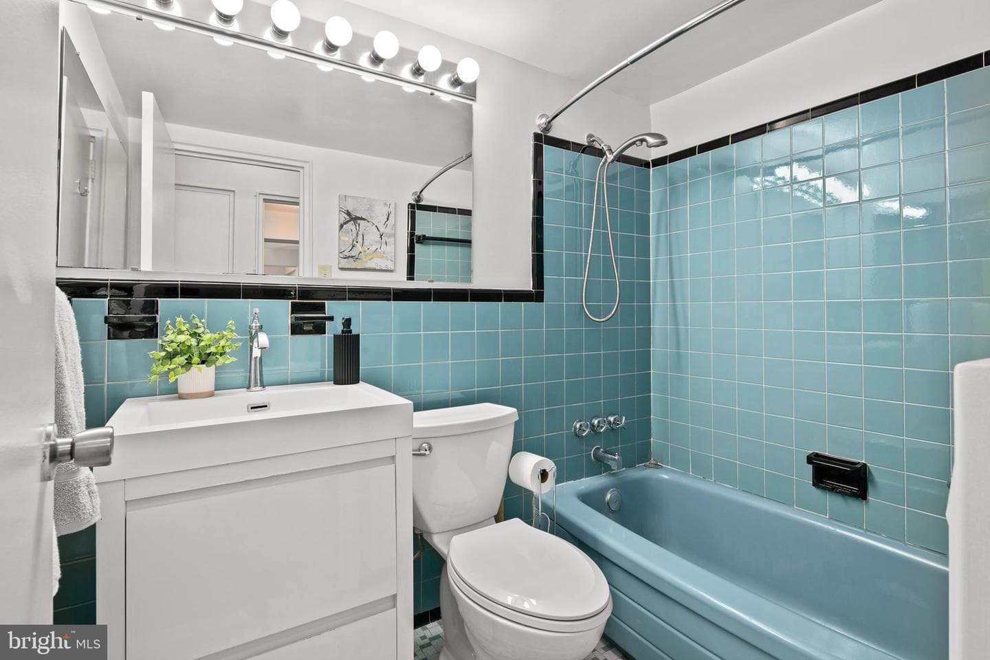 6445 Luzon Avenue NW #409 photo 35