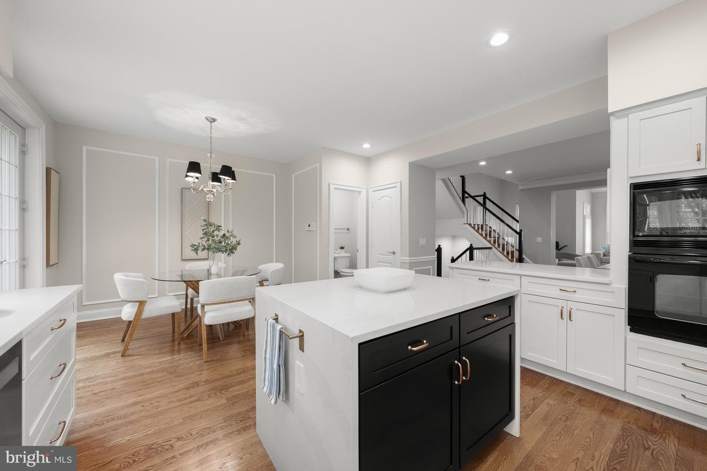4050 Mansion Drive NW photo 10