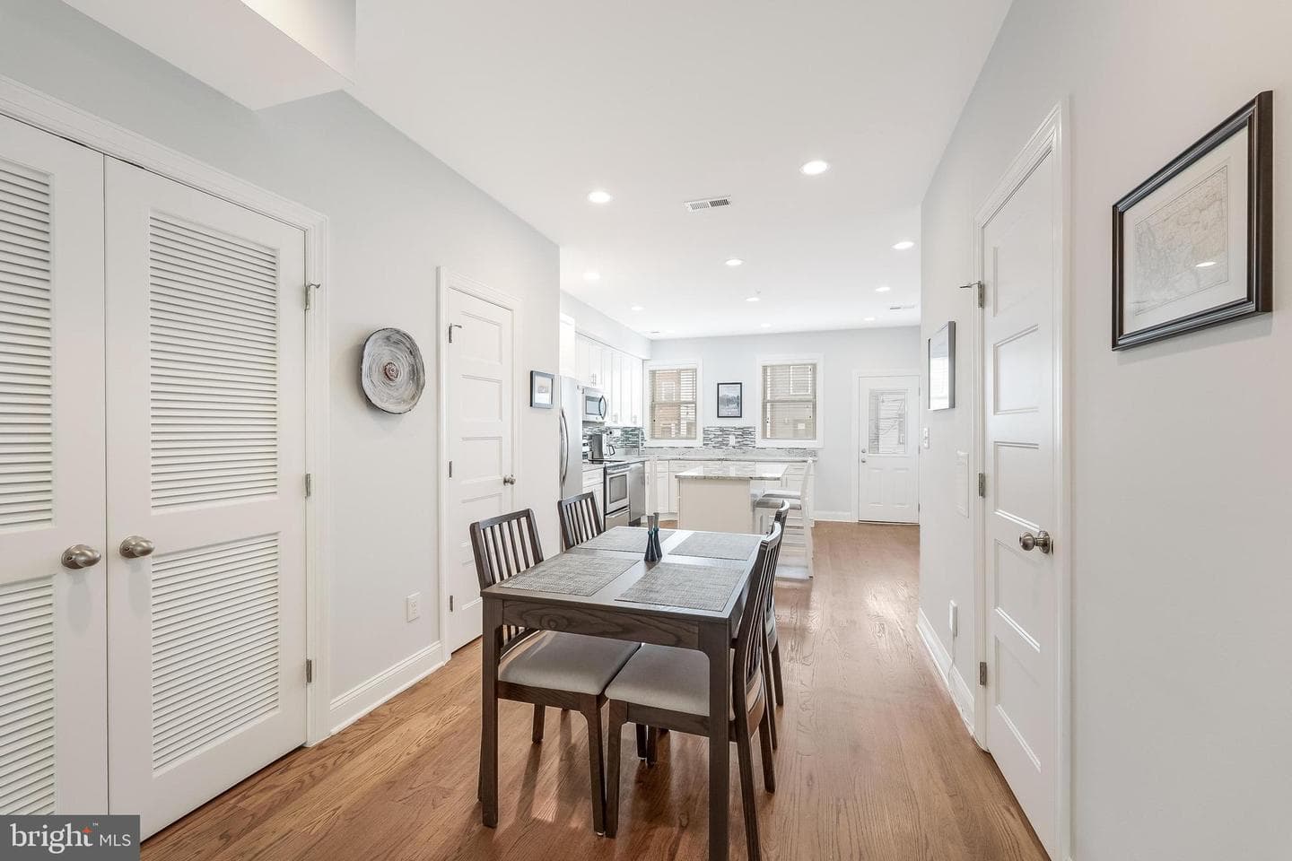1613 Isherwood Street NE #3 photo 4