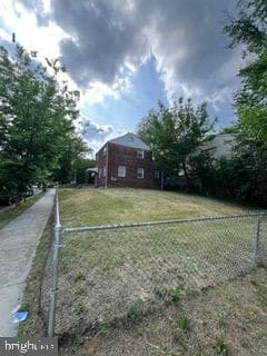 5364 Ames Street NE photo 4