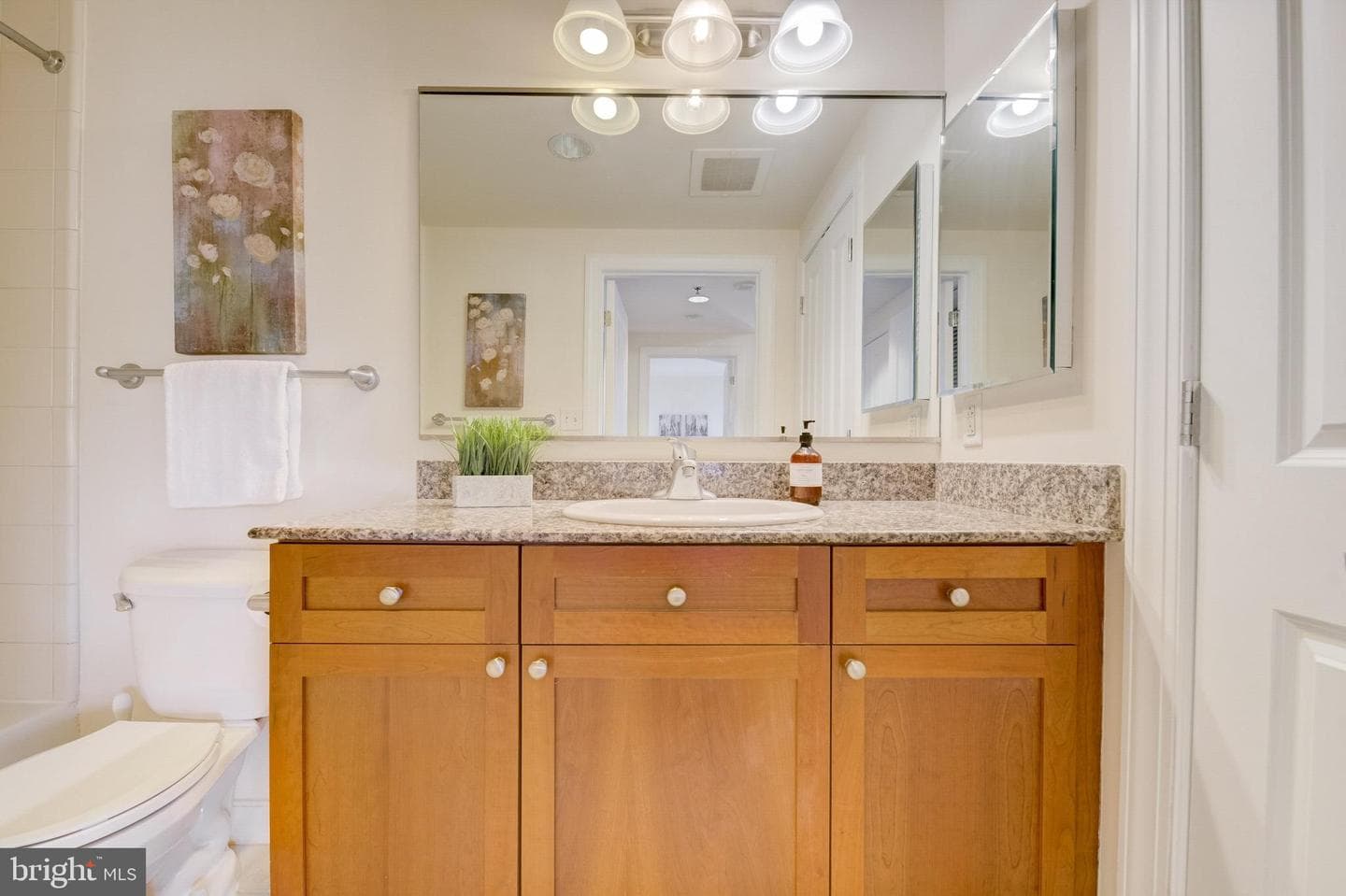 777 7th Street NW #832 photo 13
