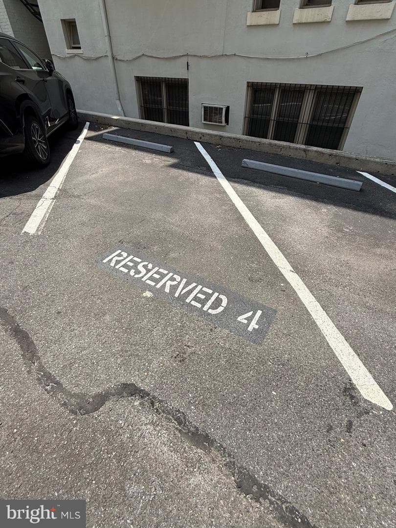 1851 Columbia Road NW #400 photo 37