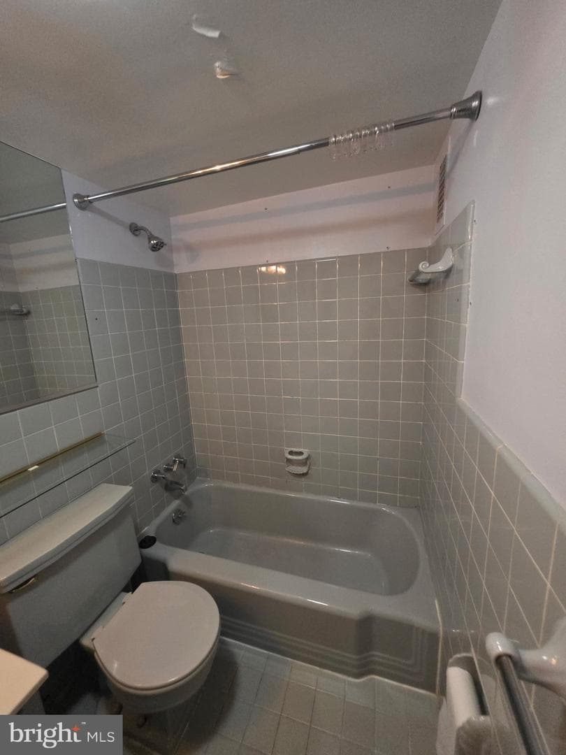 4201 Cathedral Avenue NW #513w photo 88