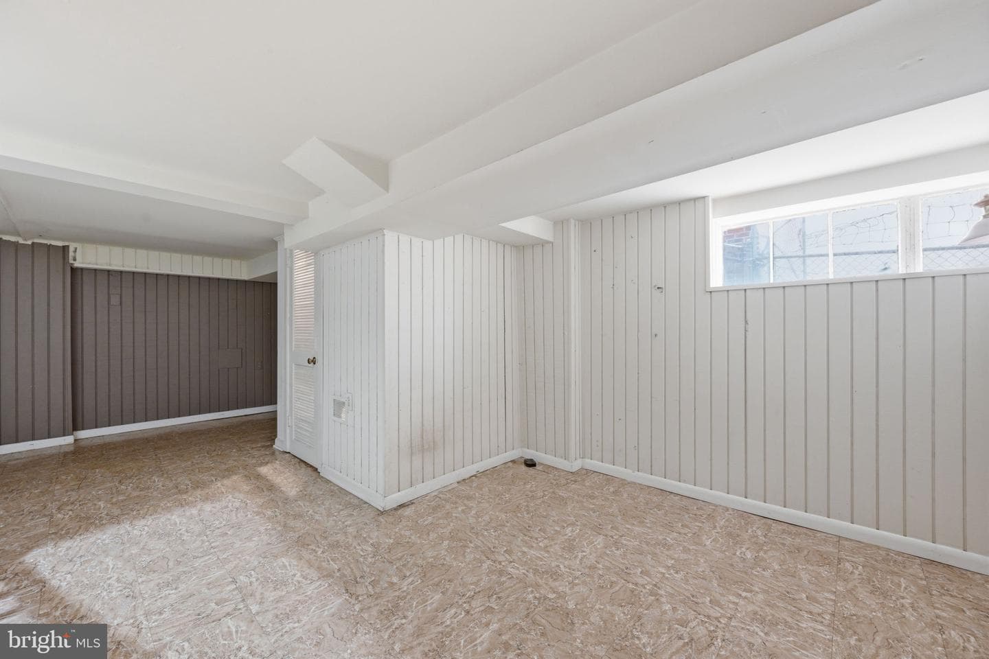 1839 Otis Street NE photo 15