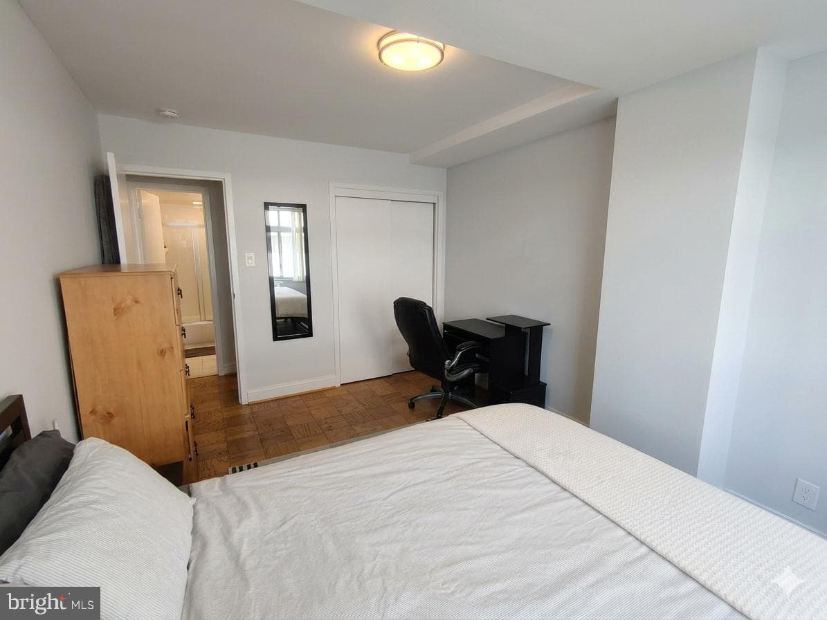 2401 H Street NW #509 photo 4