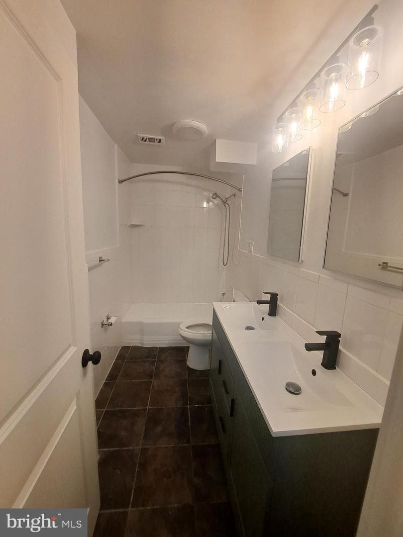 4840 Macarthur Boulevard NW #307 photo 29