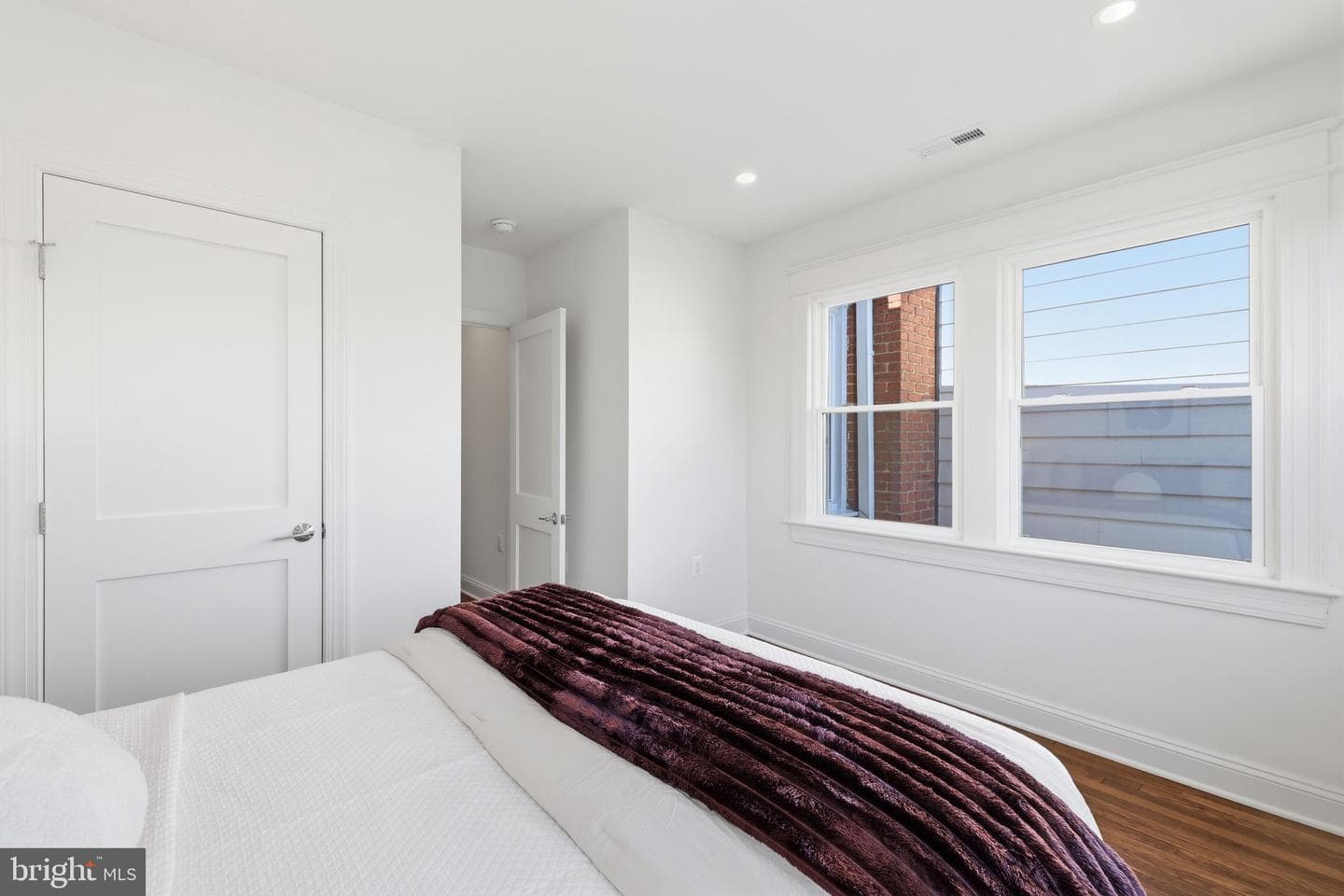 413 Hamilton Street NW photo 23
