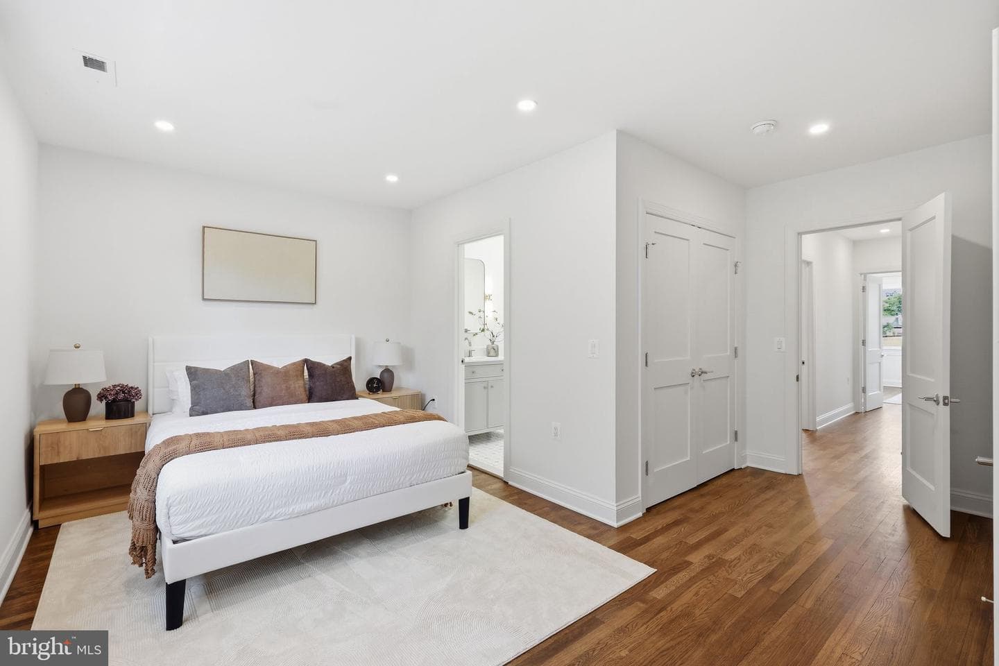 413 Hamilton Street NW photo 27