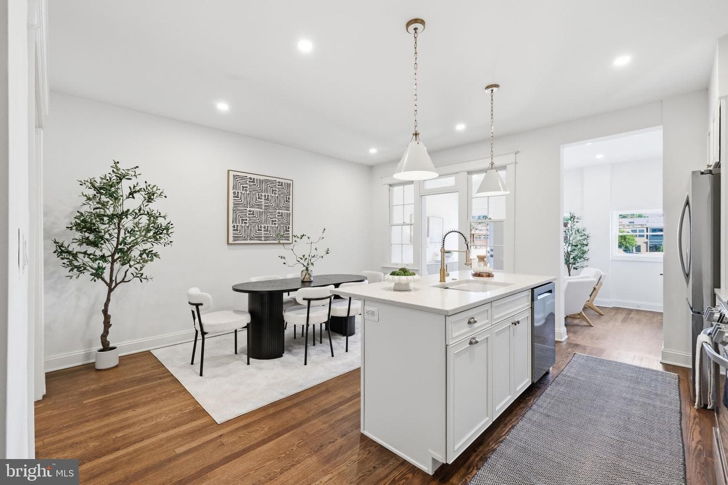 413 Hamilton Street NW photo 6