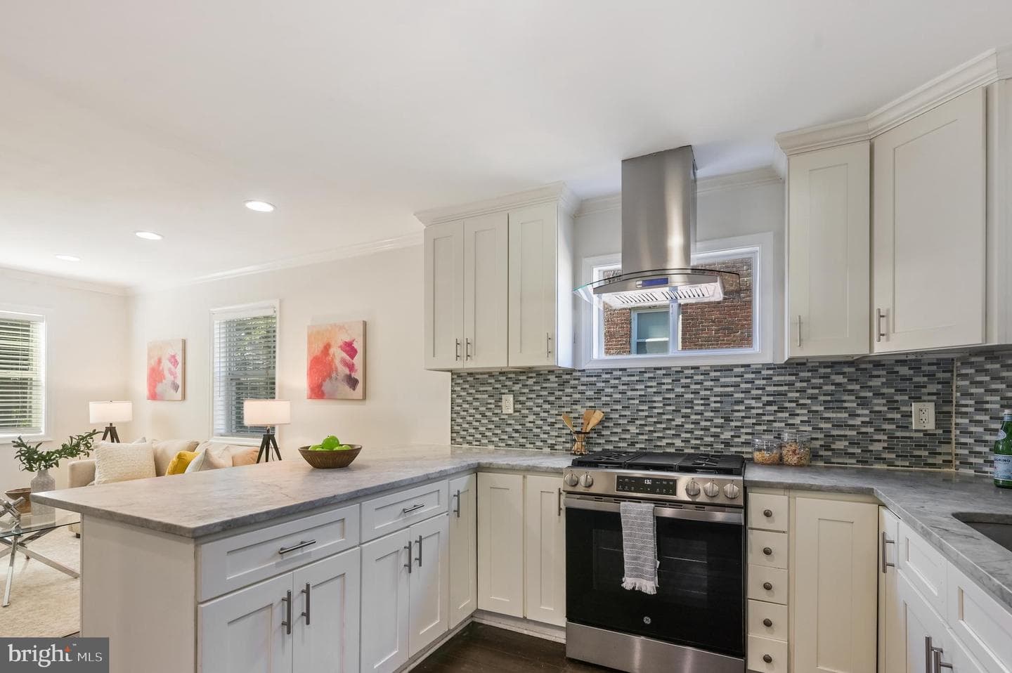 1900 Savannah Place SE, Washington