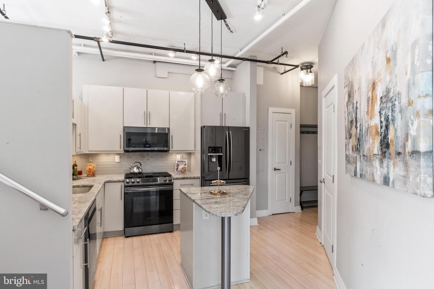 301 Massachusetts Avenue NW #701 photo 10