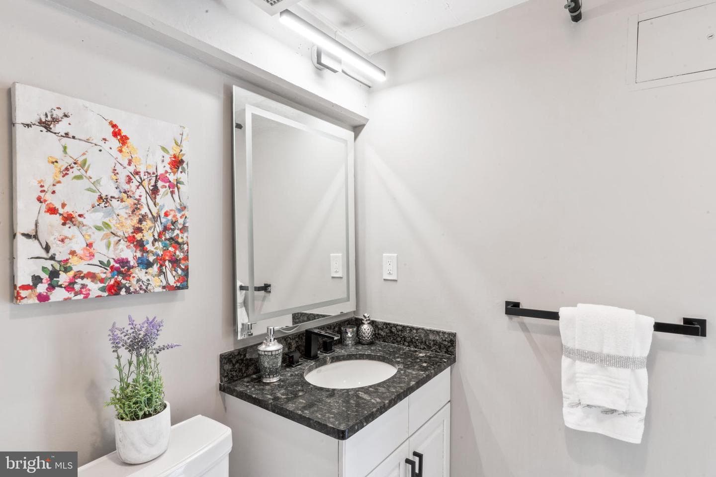 301 Massachusetts Avenue NW #701 photo 47
