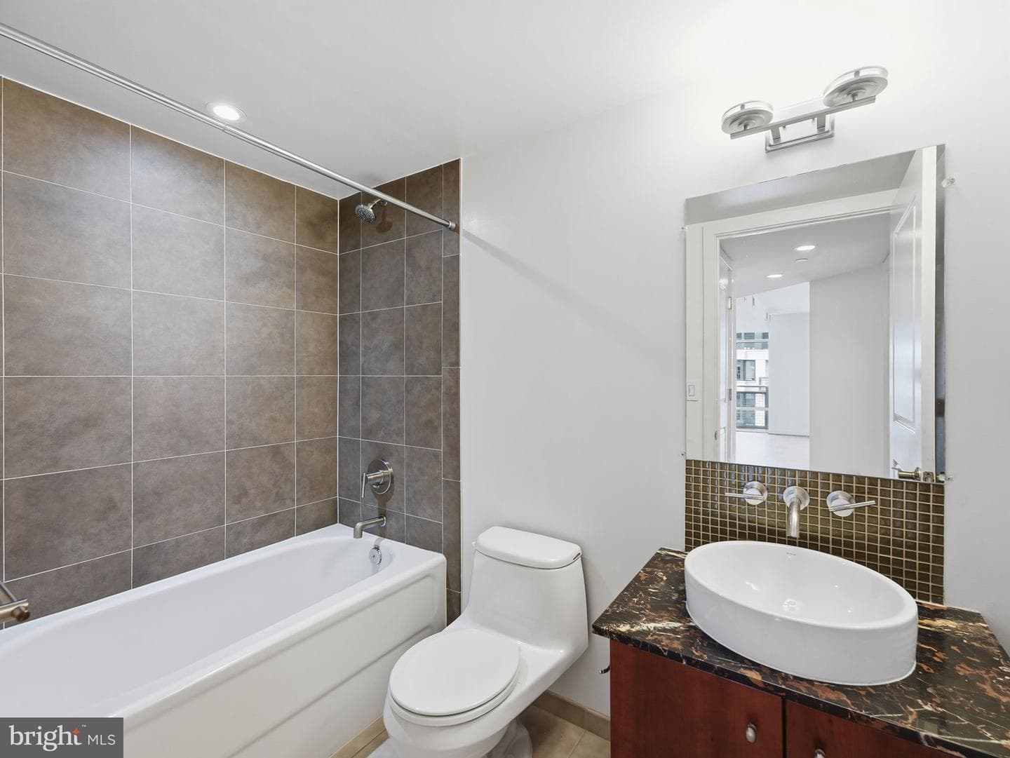 1025 1st Street SE #1315 photo 23
