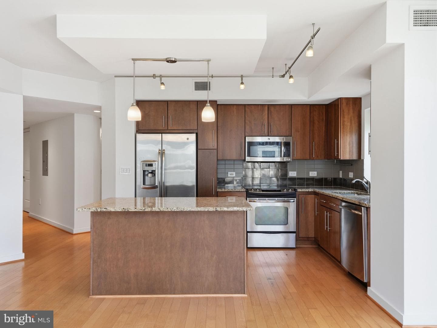 1025 1st Street SE #1315 photo 8
