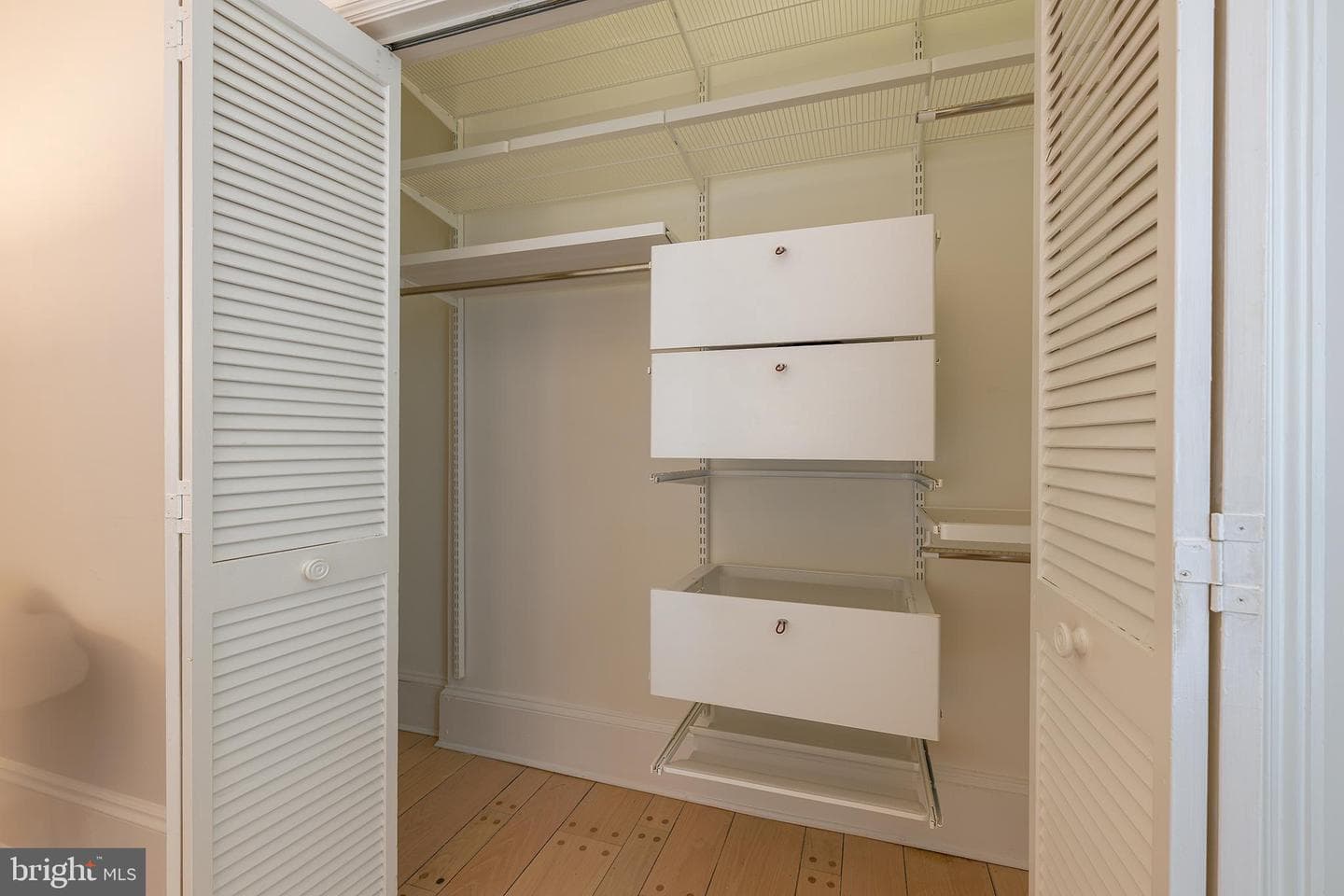 2853 Ontario Road NW #107 photo 16