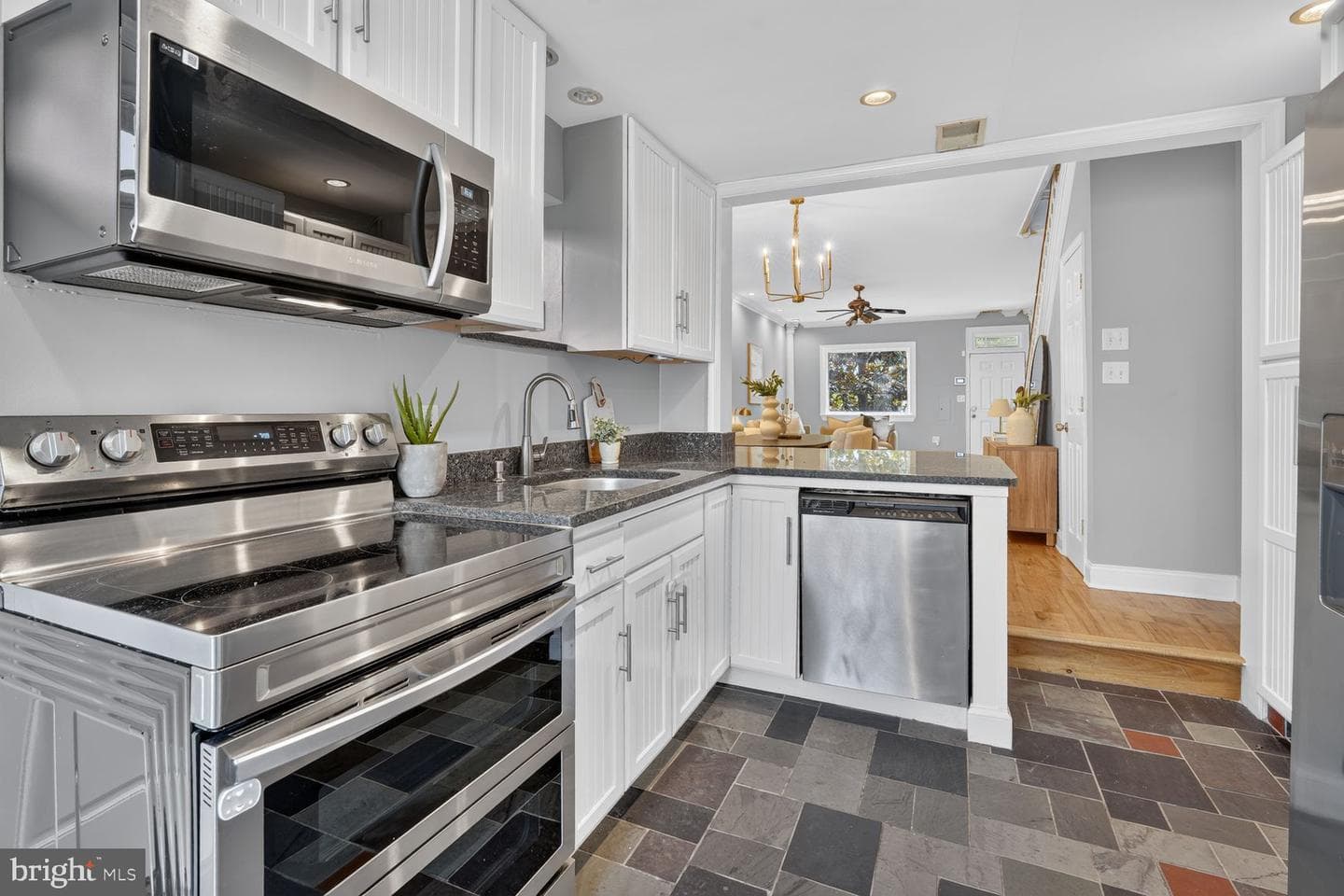 1709 6th Street NW photo 13
