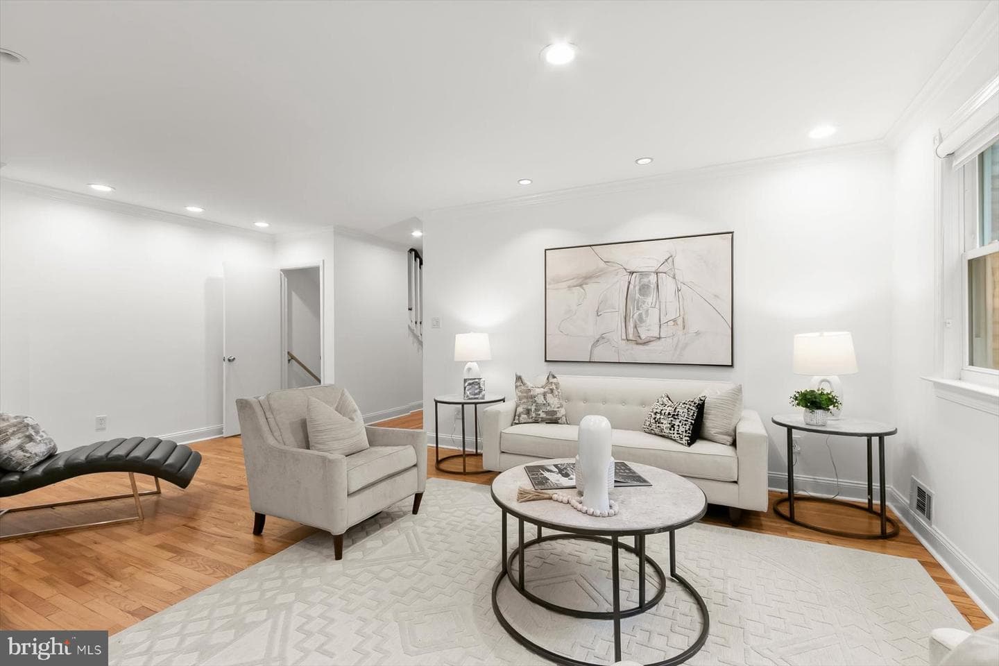 3650 Alton Place NW photo 4