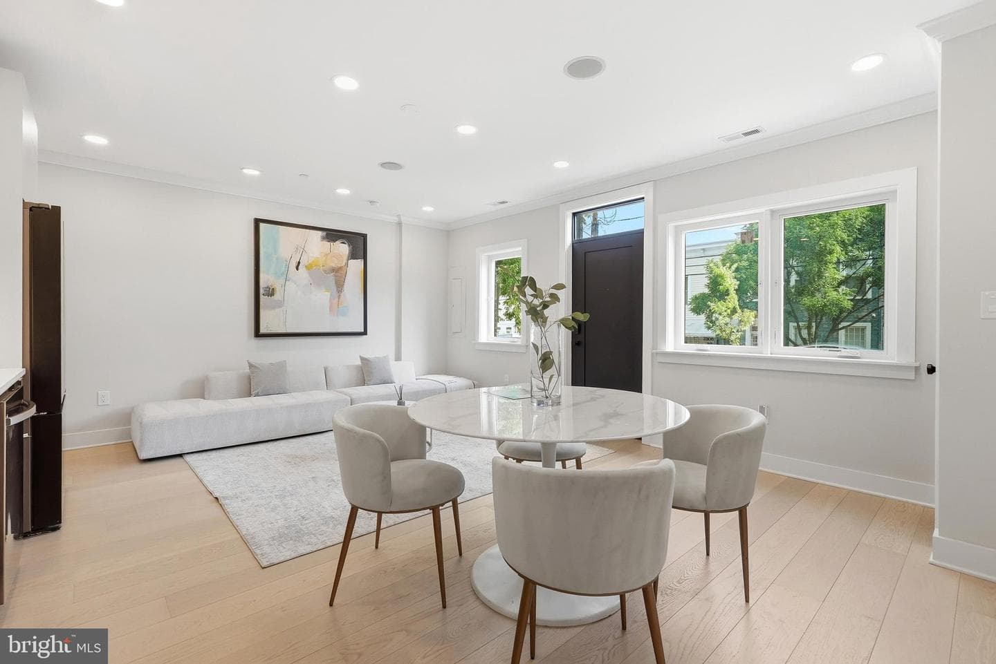 2305 Nicholson SE #202, Washington