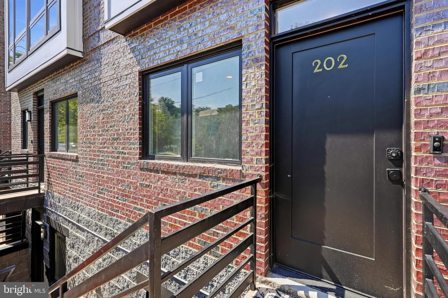 2305 Nicholson SE #202, Washington