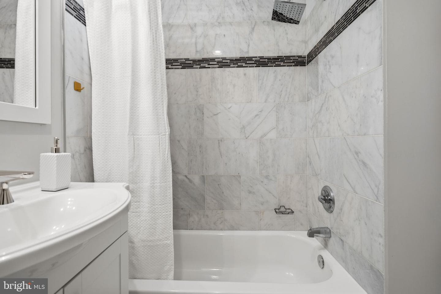 2129 4th Street NE photo 44