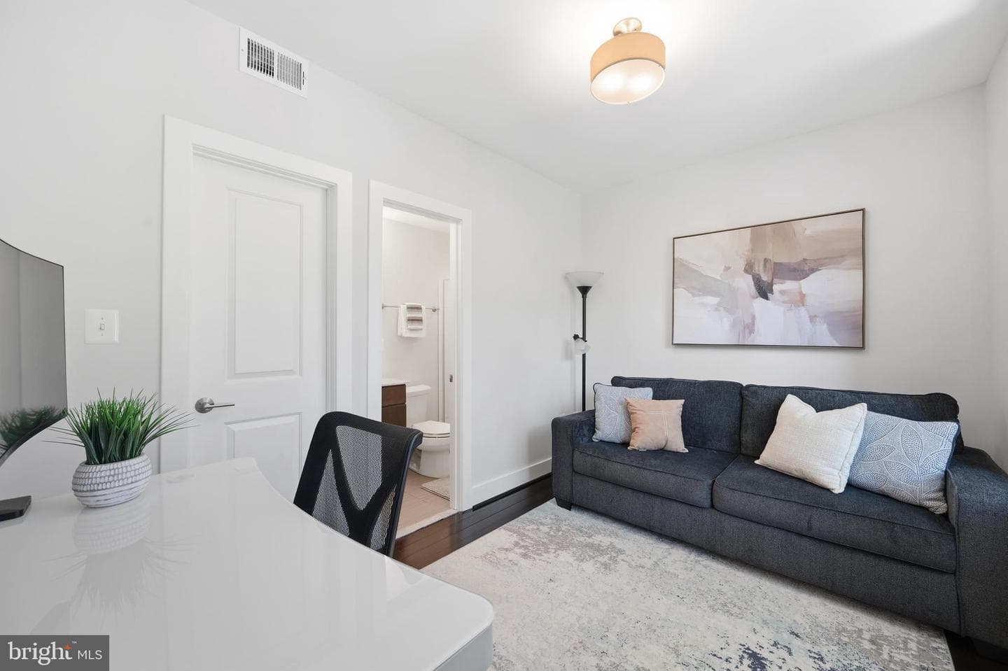 4226 7th Street NW #204 photo 18