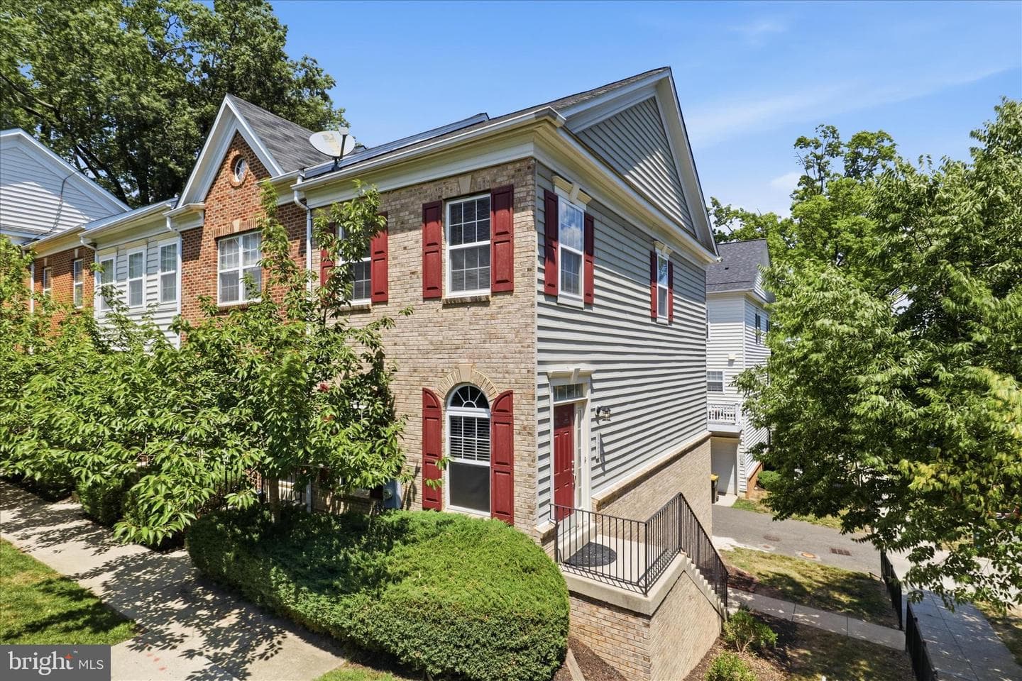 121 Danbury Street SW photo 37