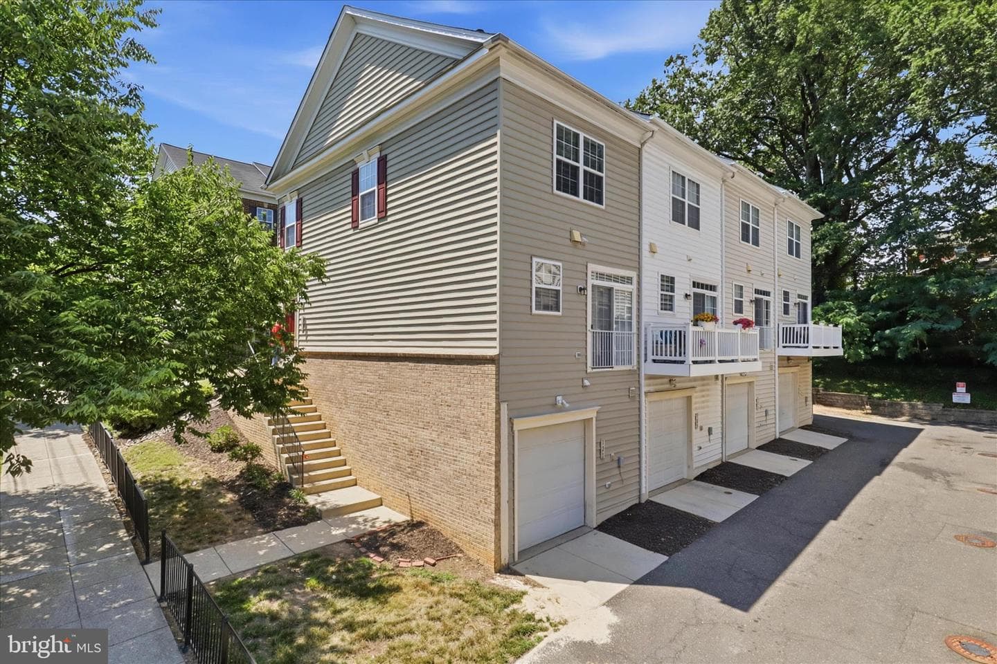 121 Danbury Street SW photo 7