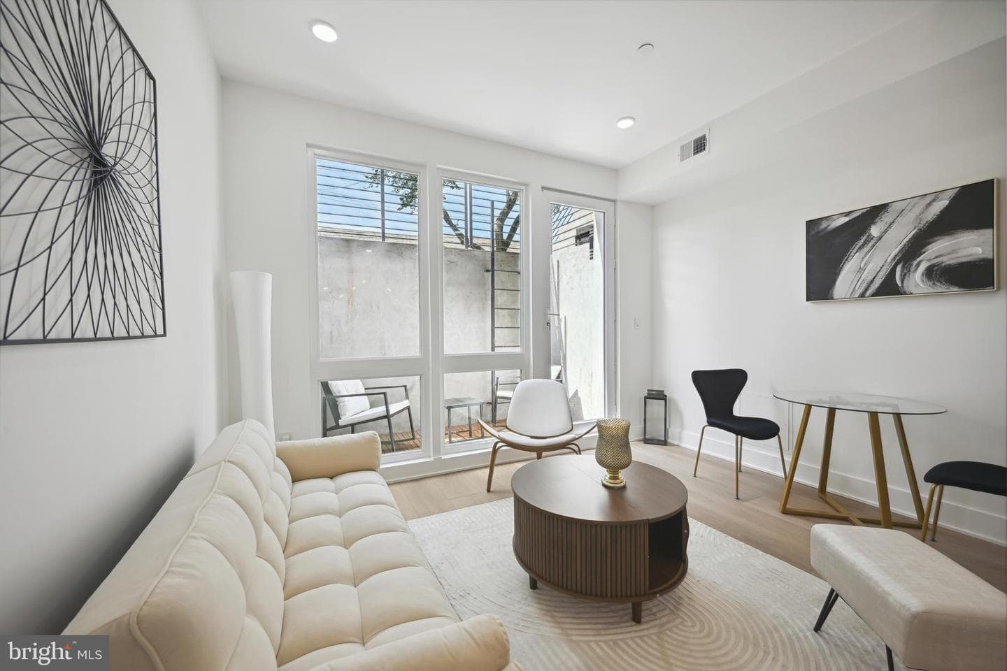 1372 Bryant Street NE #2a photo 6