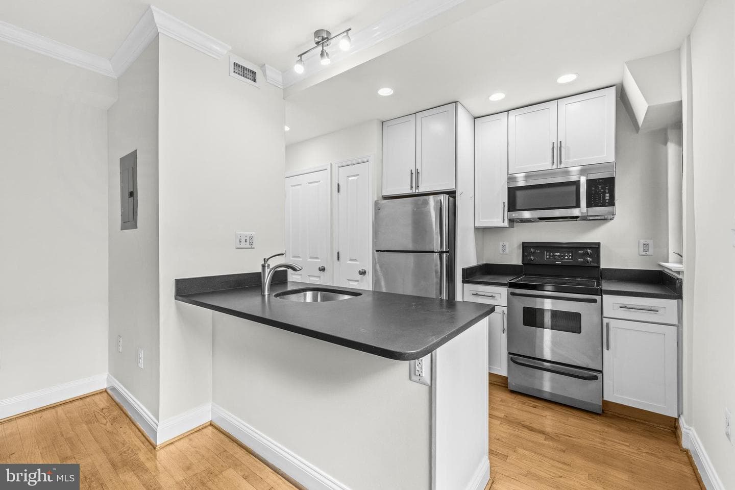1701 16th Street NW #321 photo 9