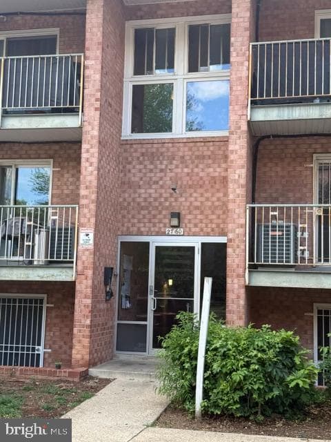 2760 Naylor Road SE #104, Washington