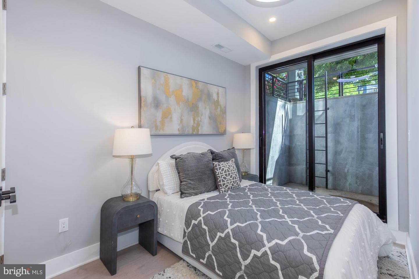 1332 G Street SE #1 photo 31