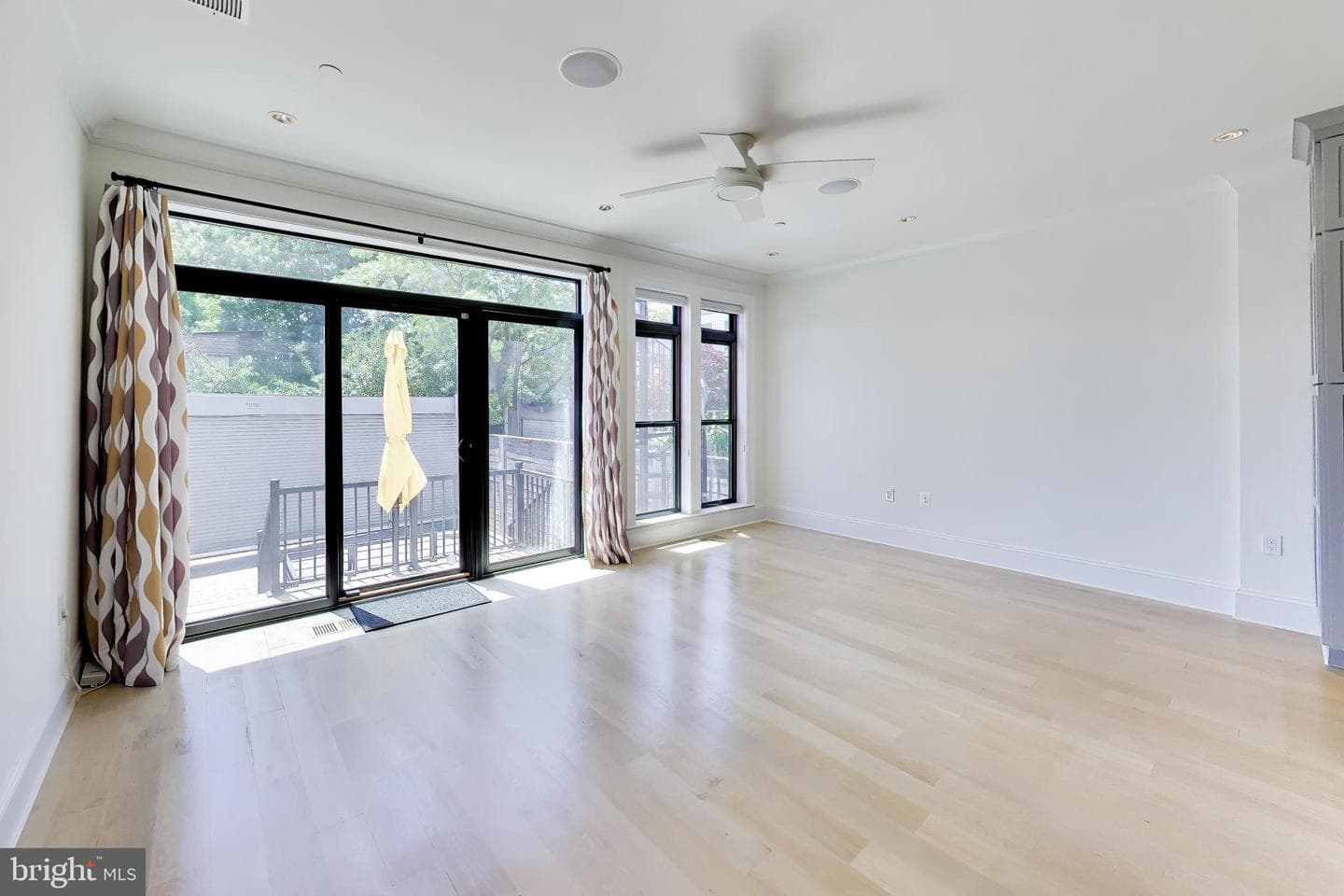 715 K Street NE #1 photo 14