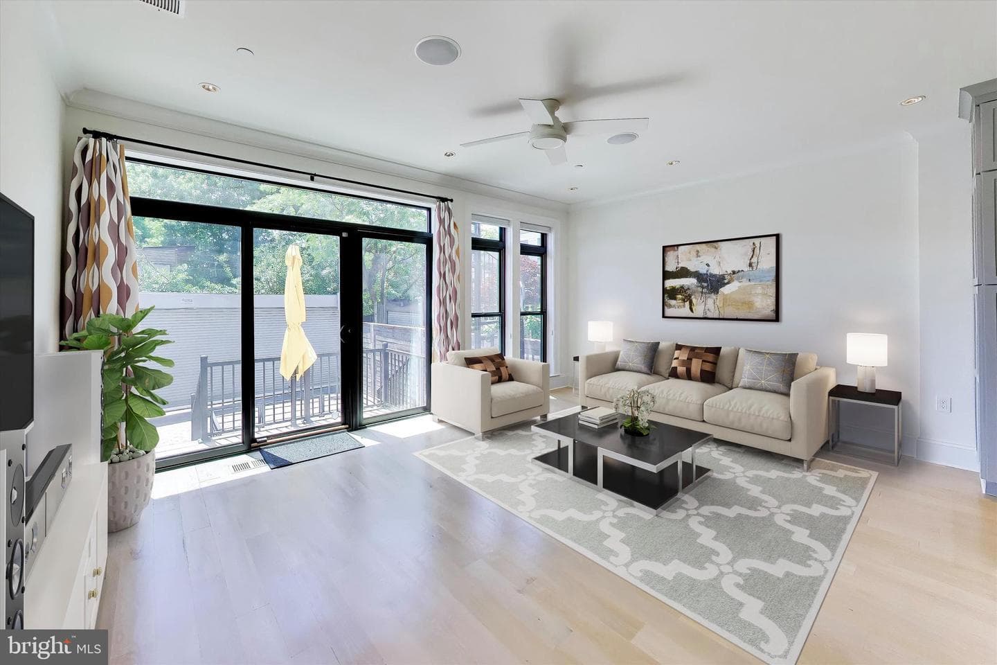 715 K Street NE #1 photo 15