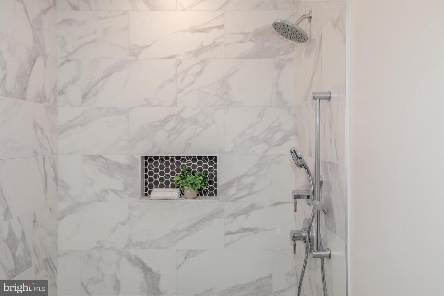 933 N Street NW #101 photo 17