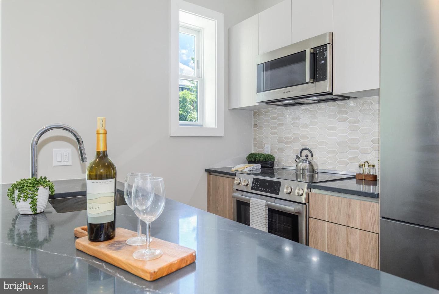 933 N Street NW #101 photo 5