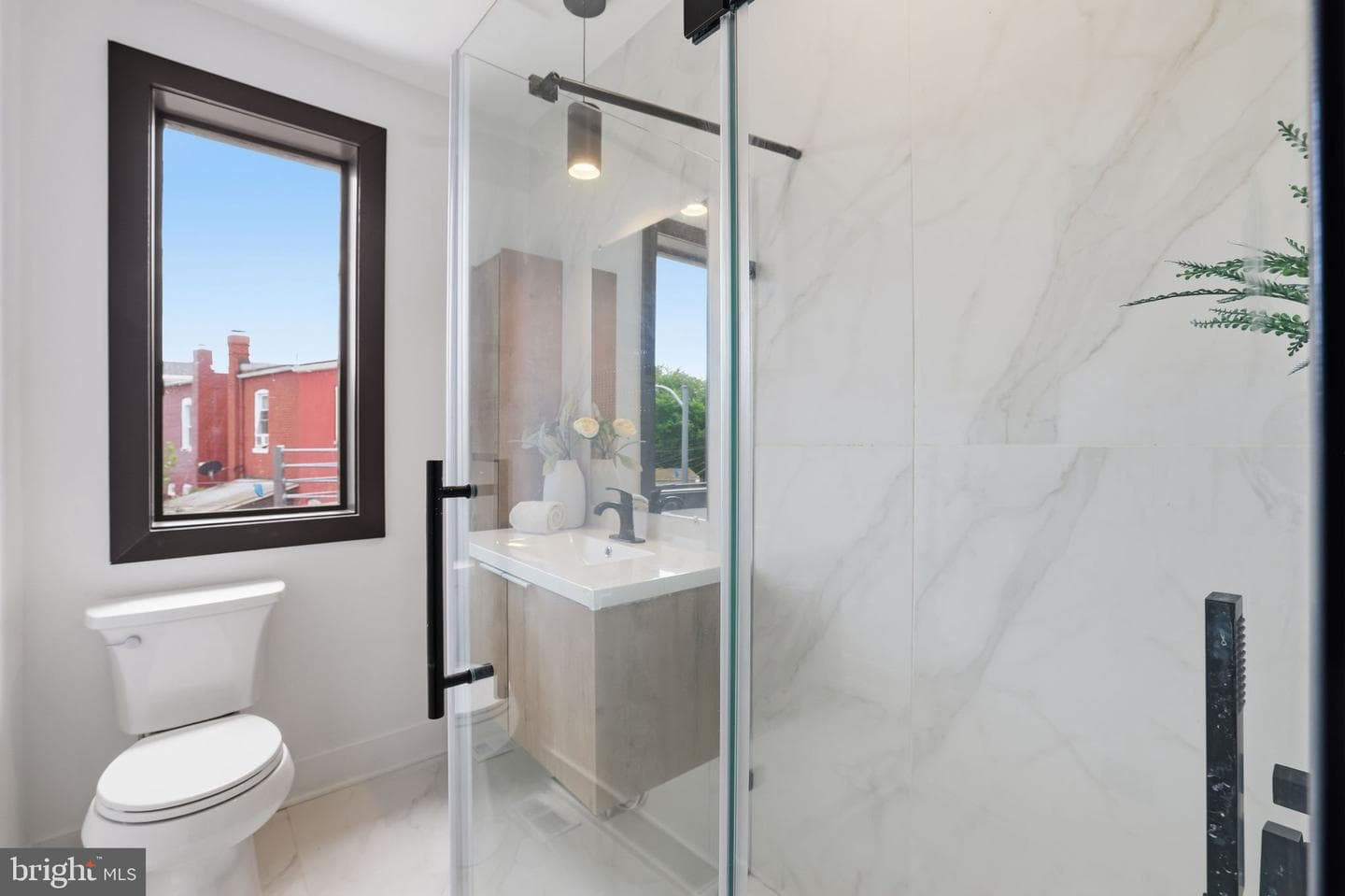 1024 Spring Road NW photo 24