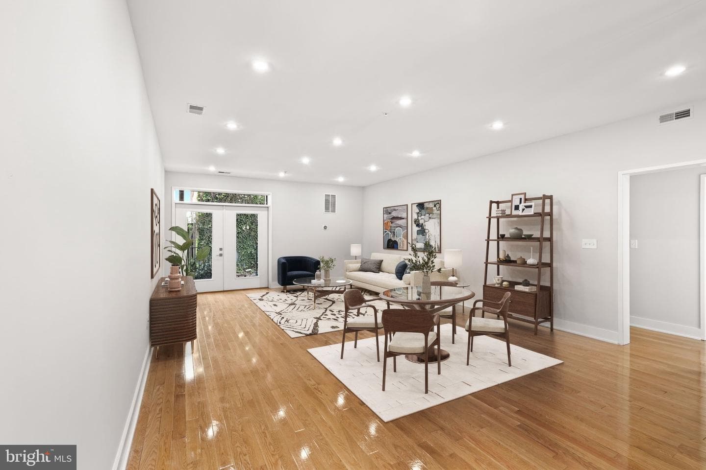 610 Newton Place NW #4 photo 3